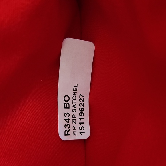 NWT Dooney & Bourke Ivory Zip Zip Pebbled Leather Satchel π€π€π - Picture 9 of 16